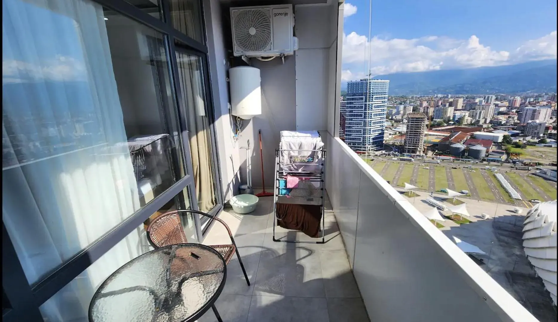 Lela Apartment Angisa
